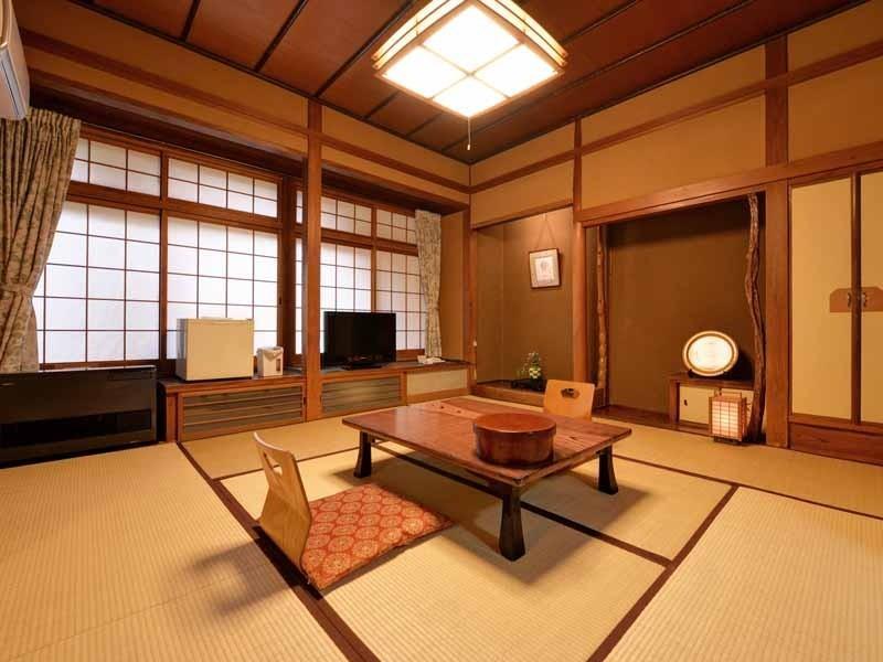 Shimizu Ryokan Yufu Buitenkant foto