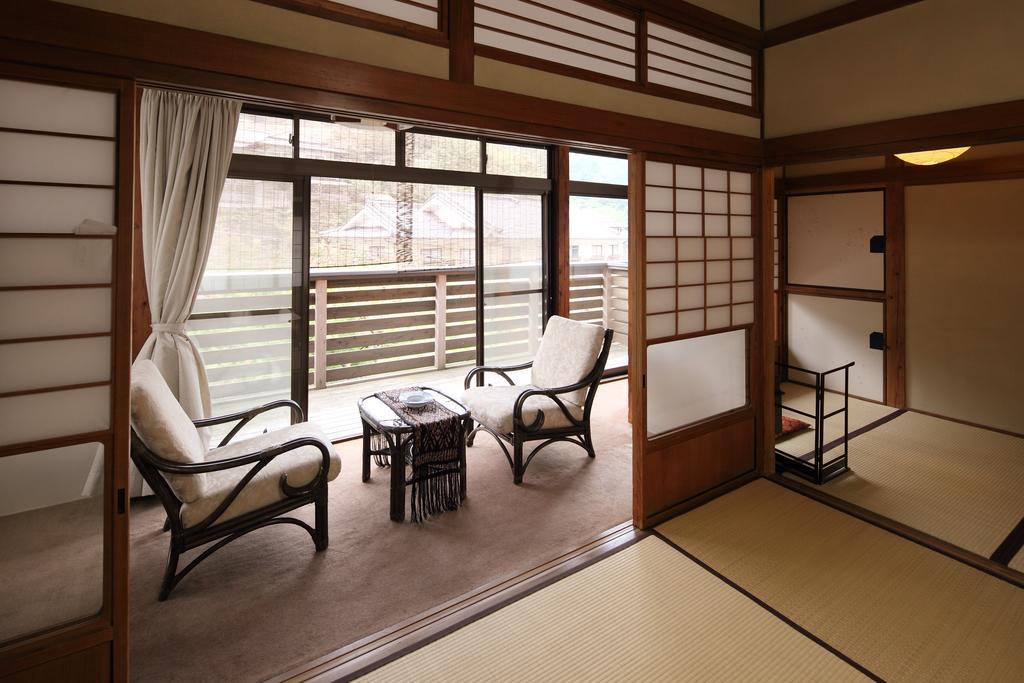 Shimizu Ryokan Yufu Buitenkant foto