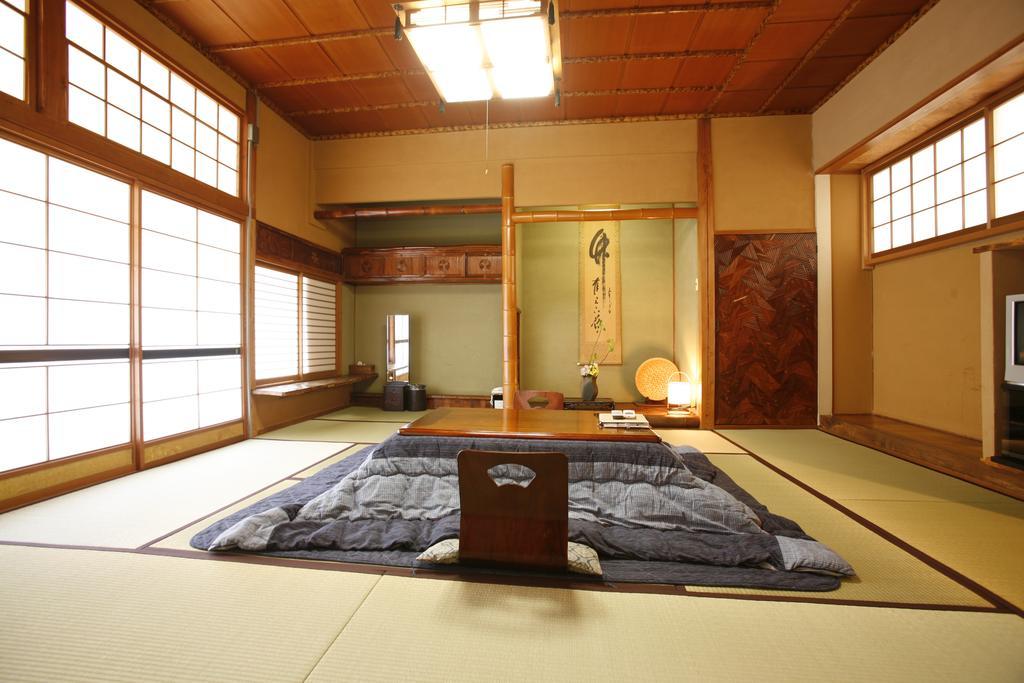 Shimizu Ryokan Yufu Buitenkant foto